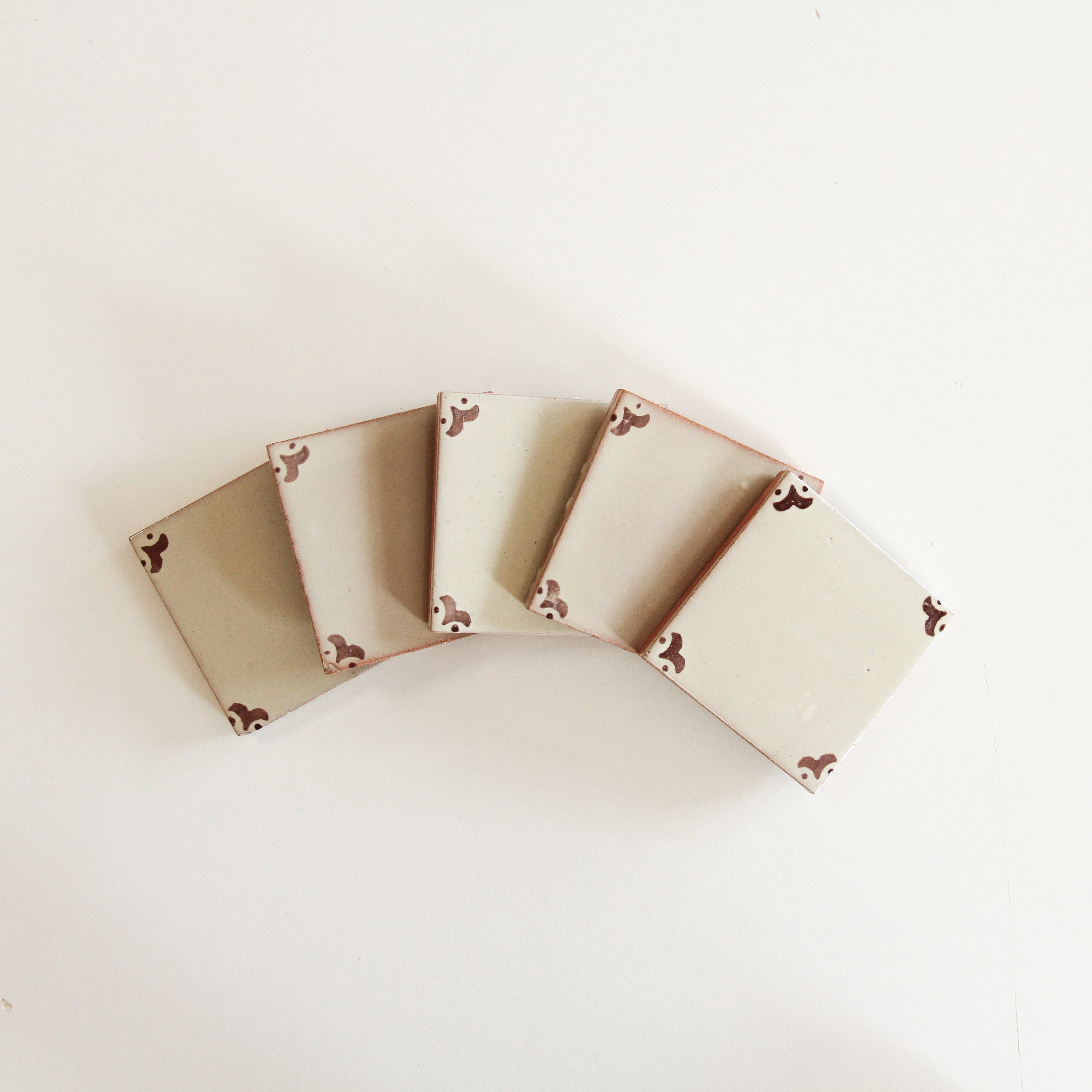 EZMANO1010 Dali Choc Sample