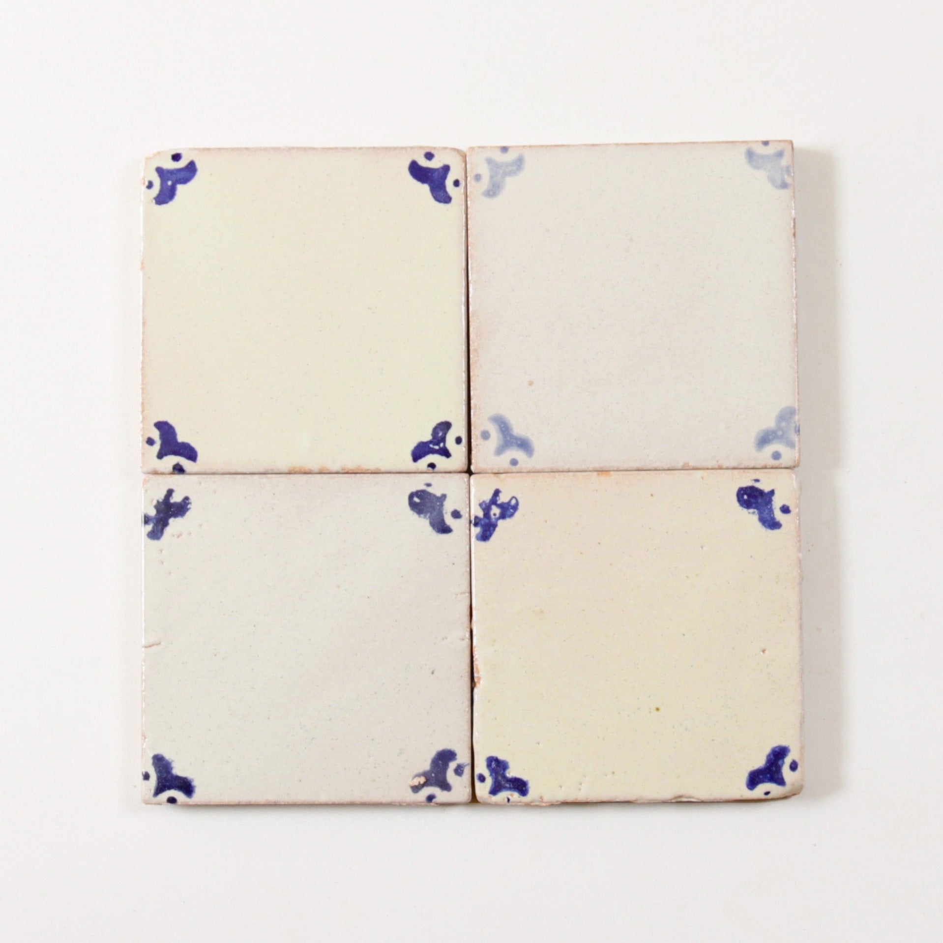 EZMANO1010 Dali Azul Sample