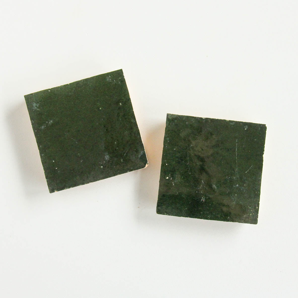 EZR1010 Dark Green Sample