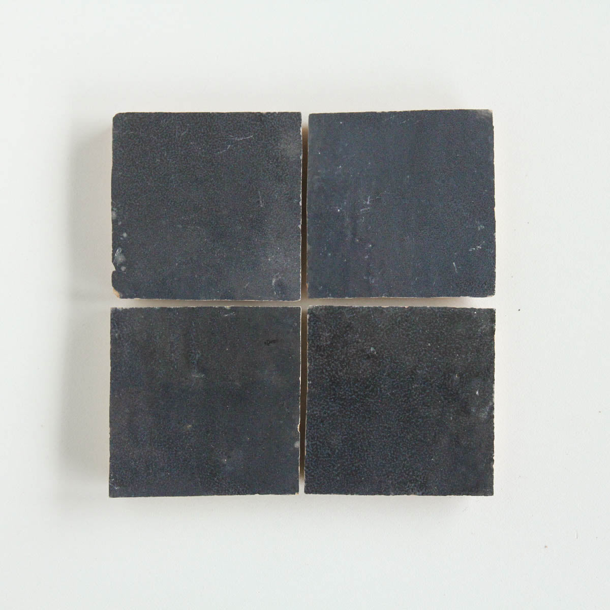 EZR1010 Dark Grey Sample