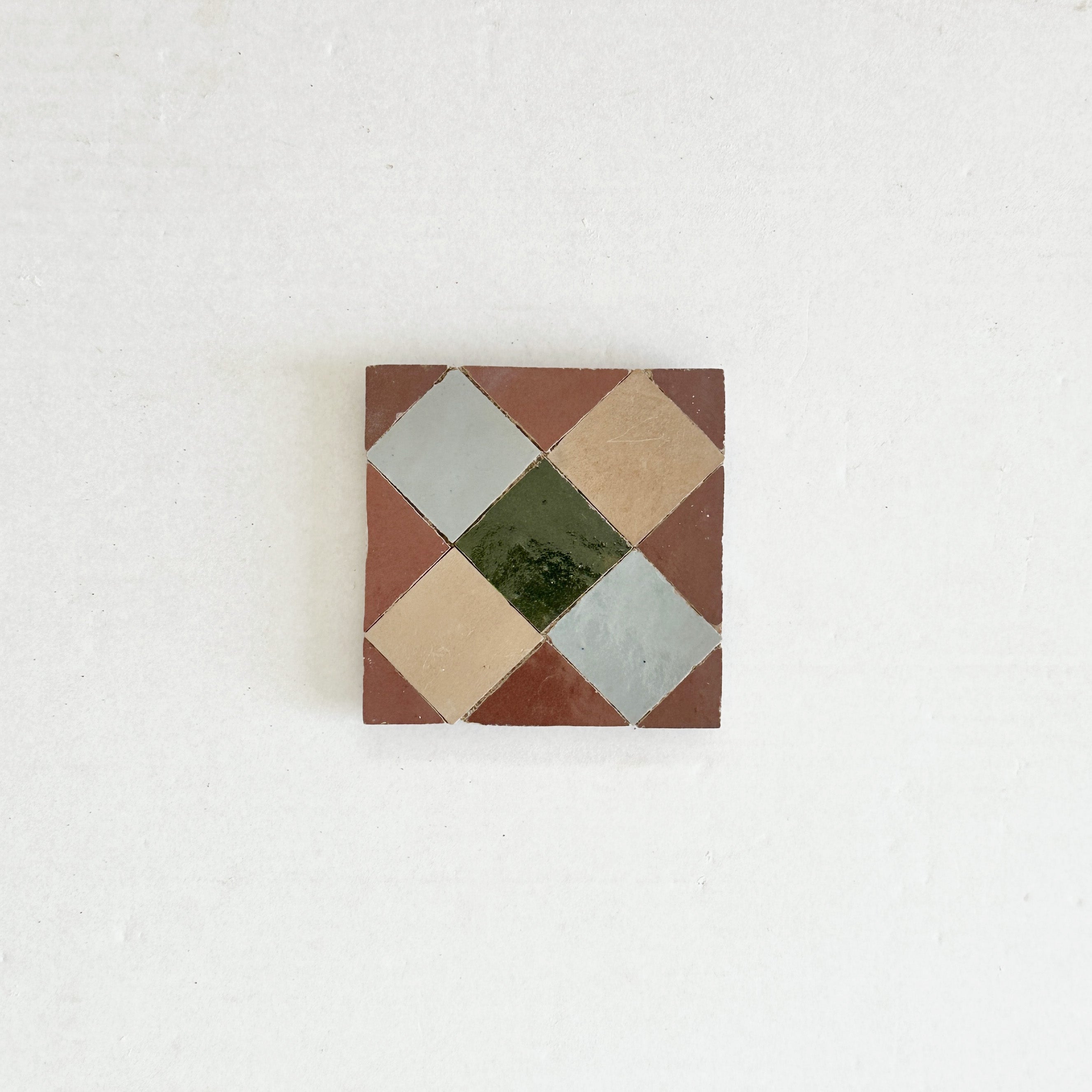 EZR0225 Clay, Rust & Dark Green