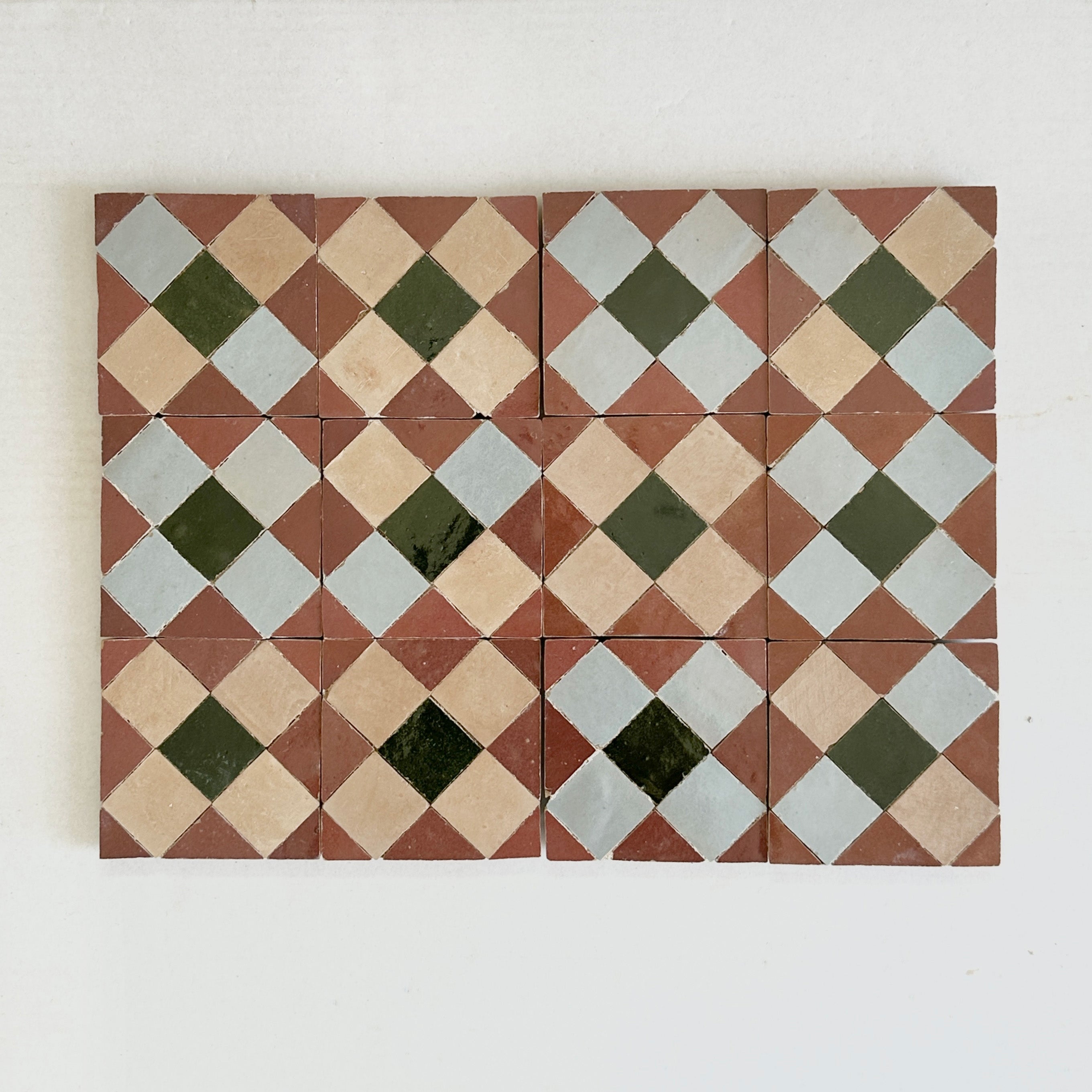 EZR0225 Clay, Rust & Dark Green