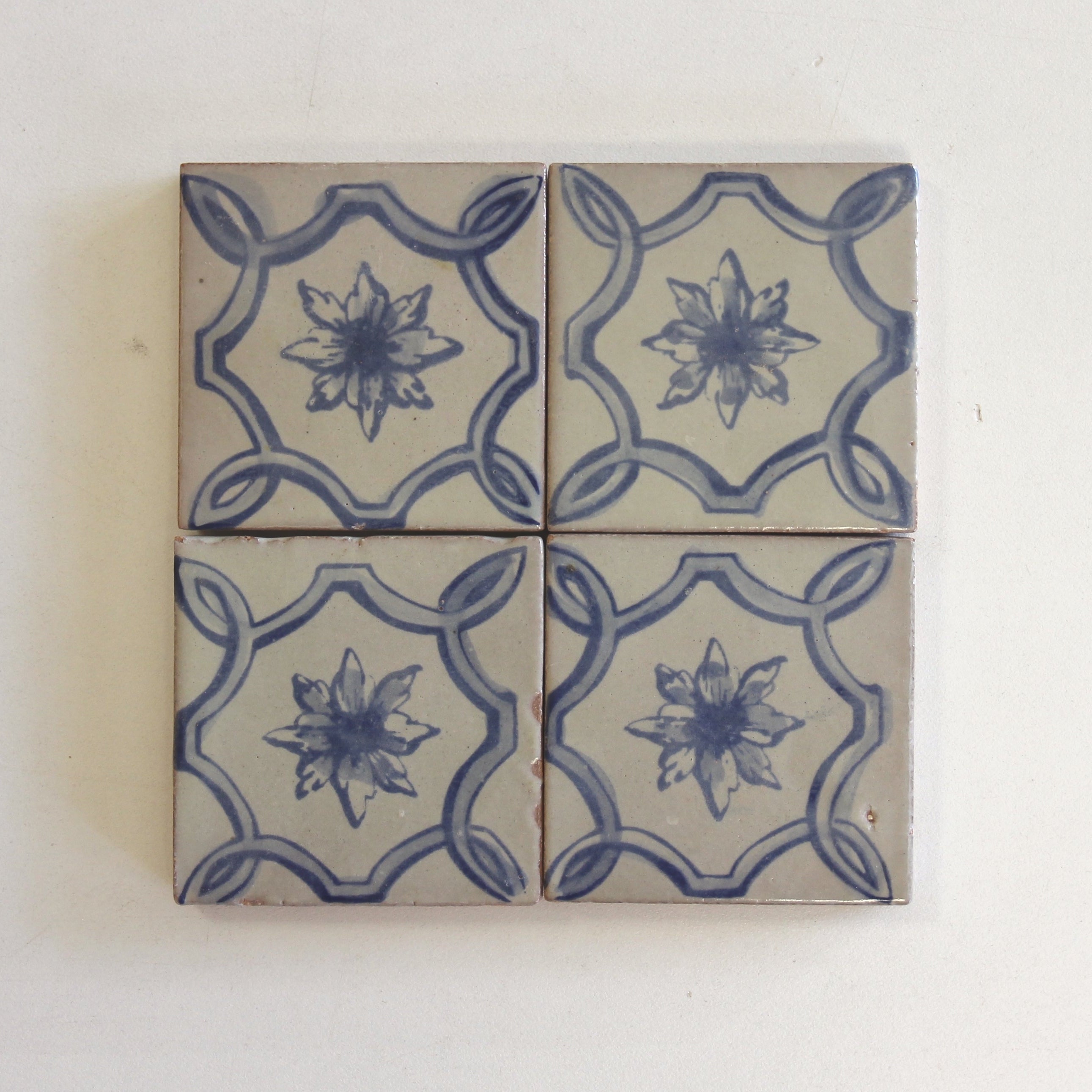 EZMANO1010 FADO AZUL