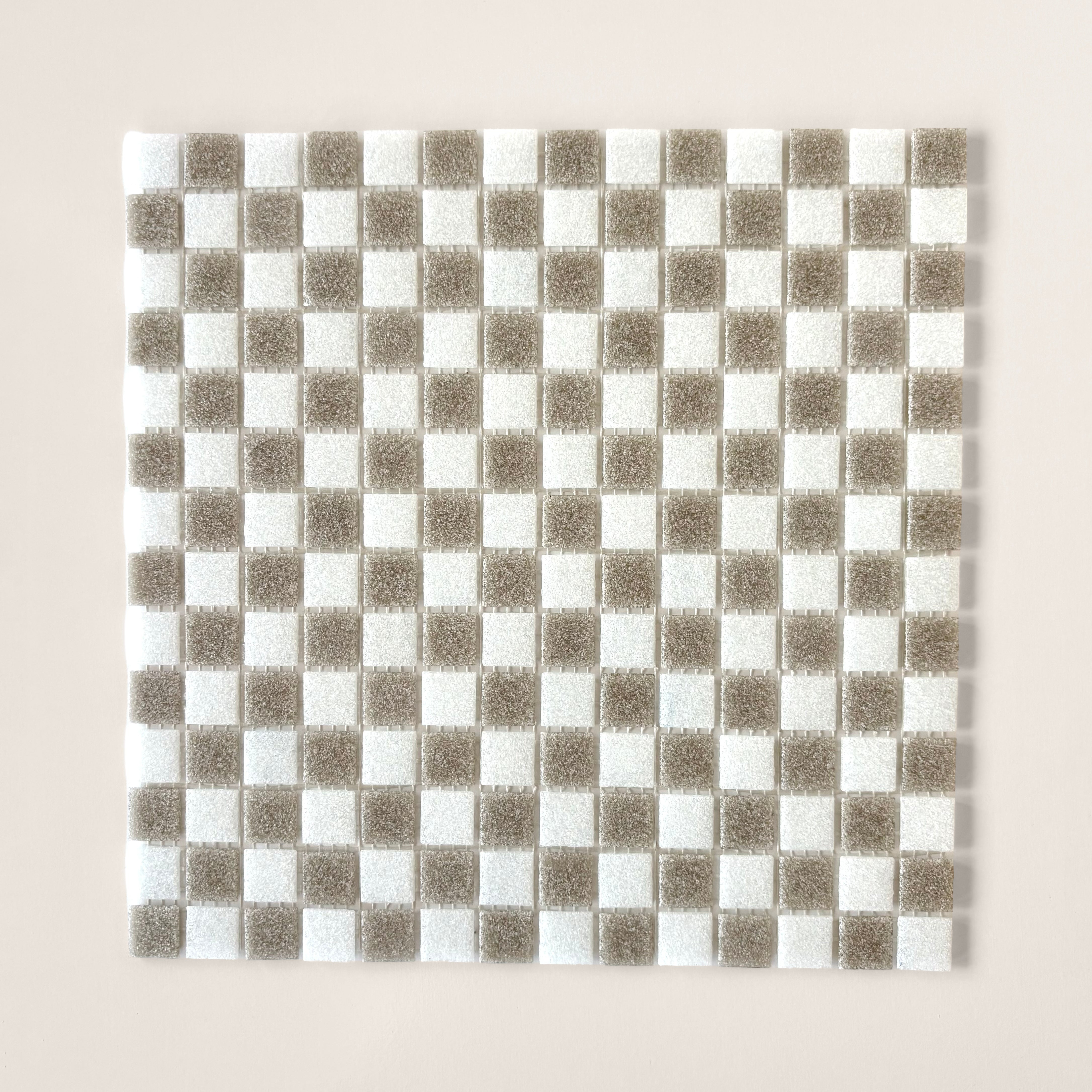DAMA 009 Soft Chalk + Linen Mist