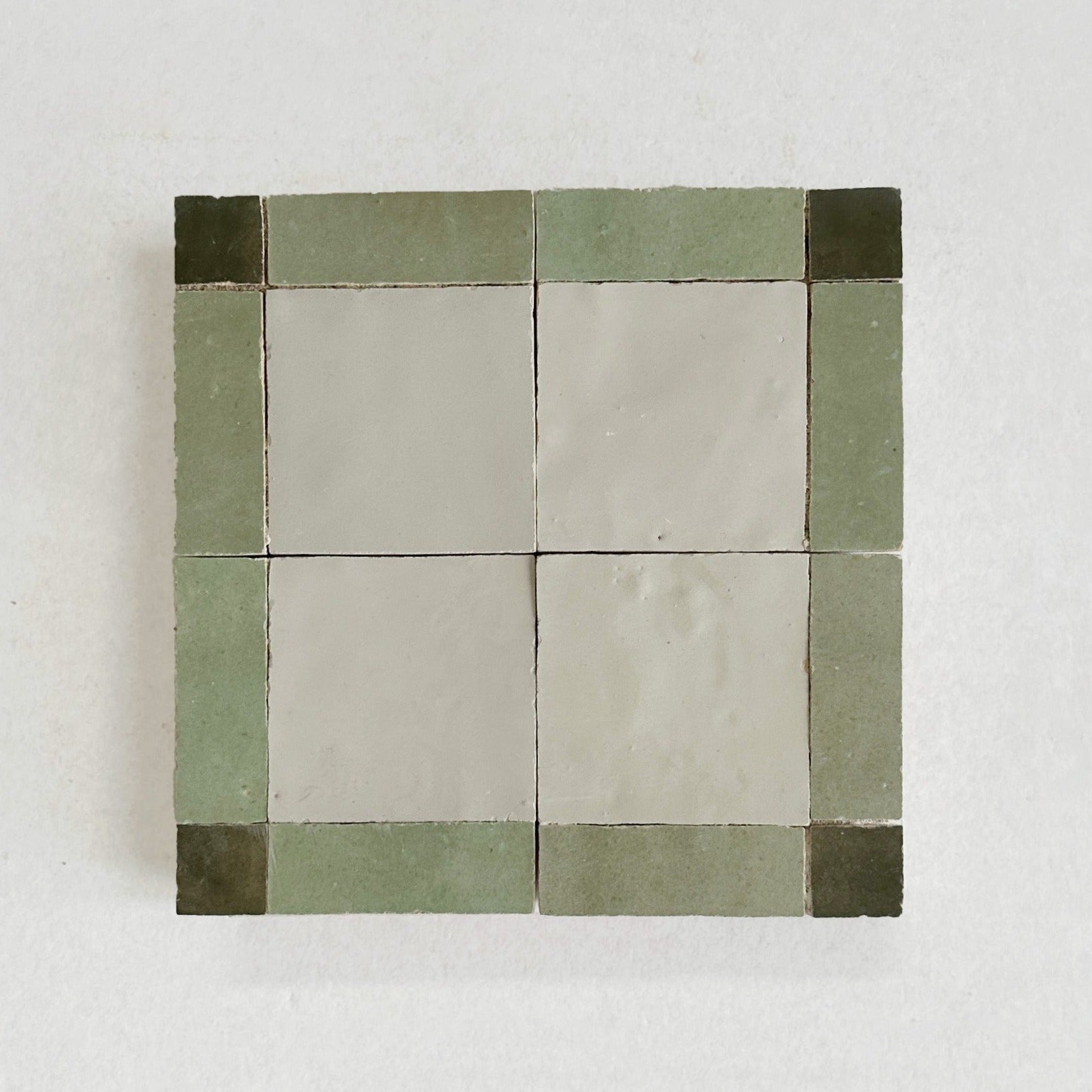 EZR0226 Avocado, Dark Green & Chameleon