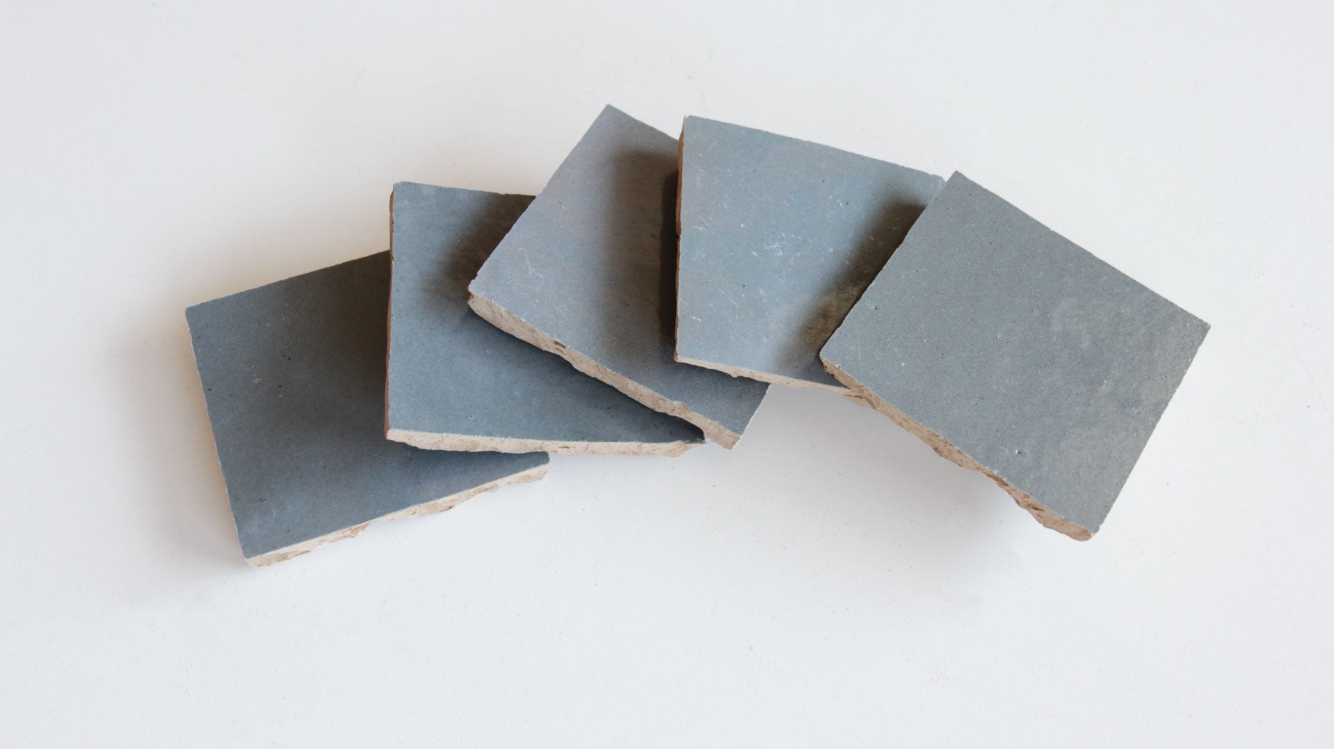 EZR1010 Ash Grey