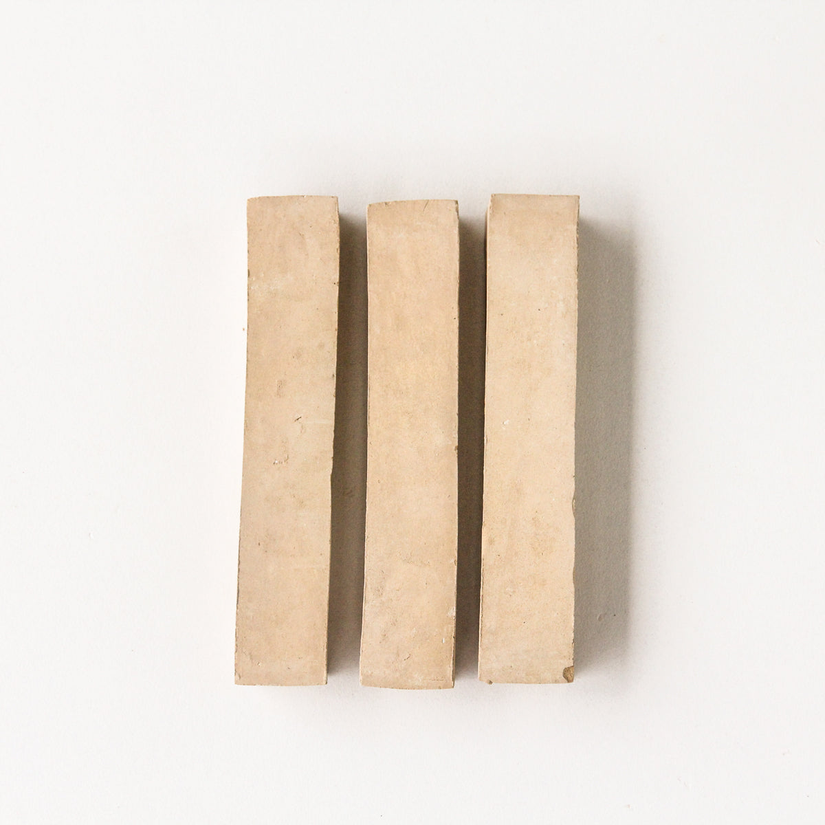 EZR1525 Skinny Clay Bejmat Sample
