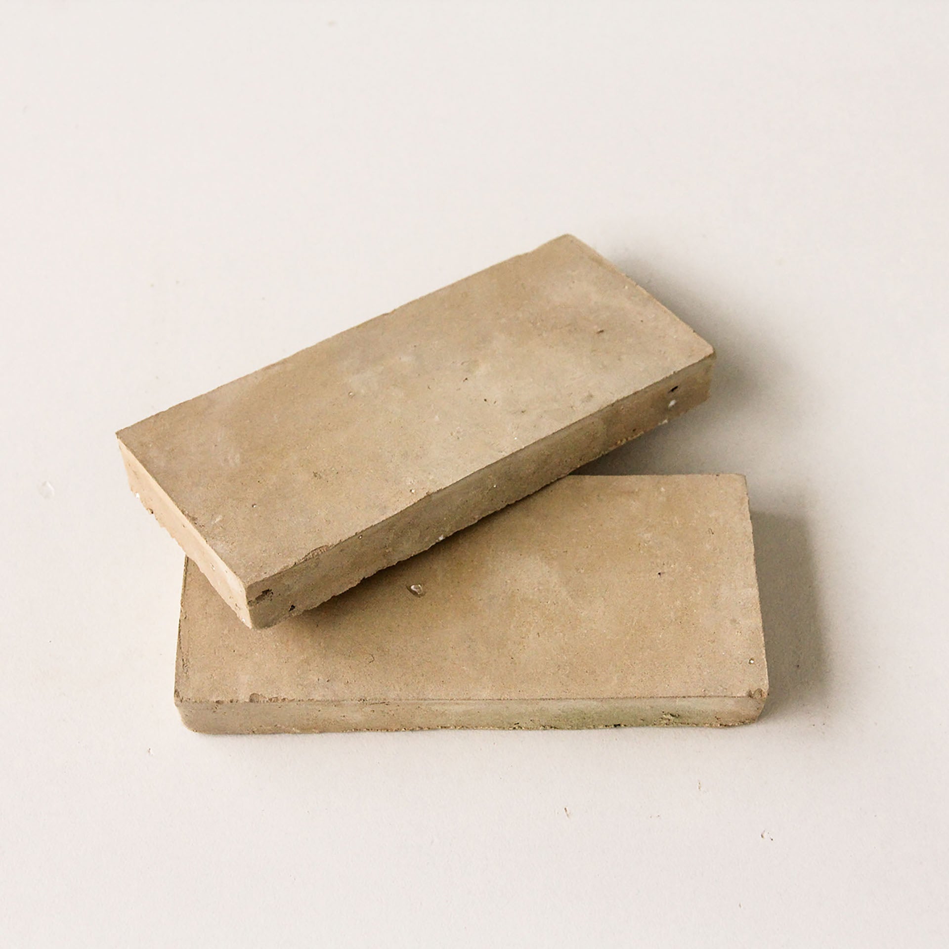 EZR1570 Clay