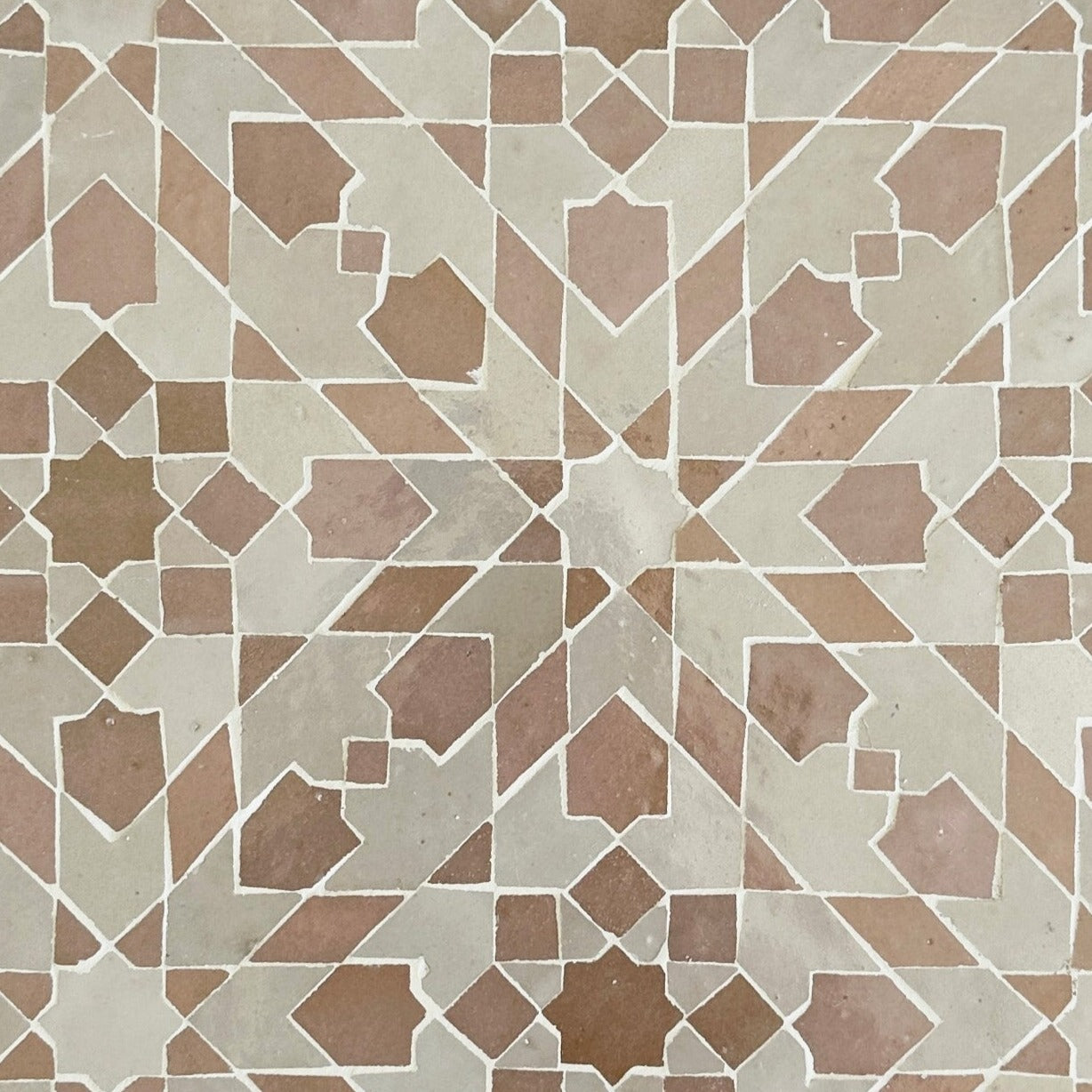 EZR0201 Dust & Moroccan Pink