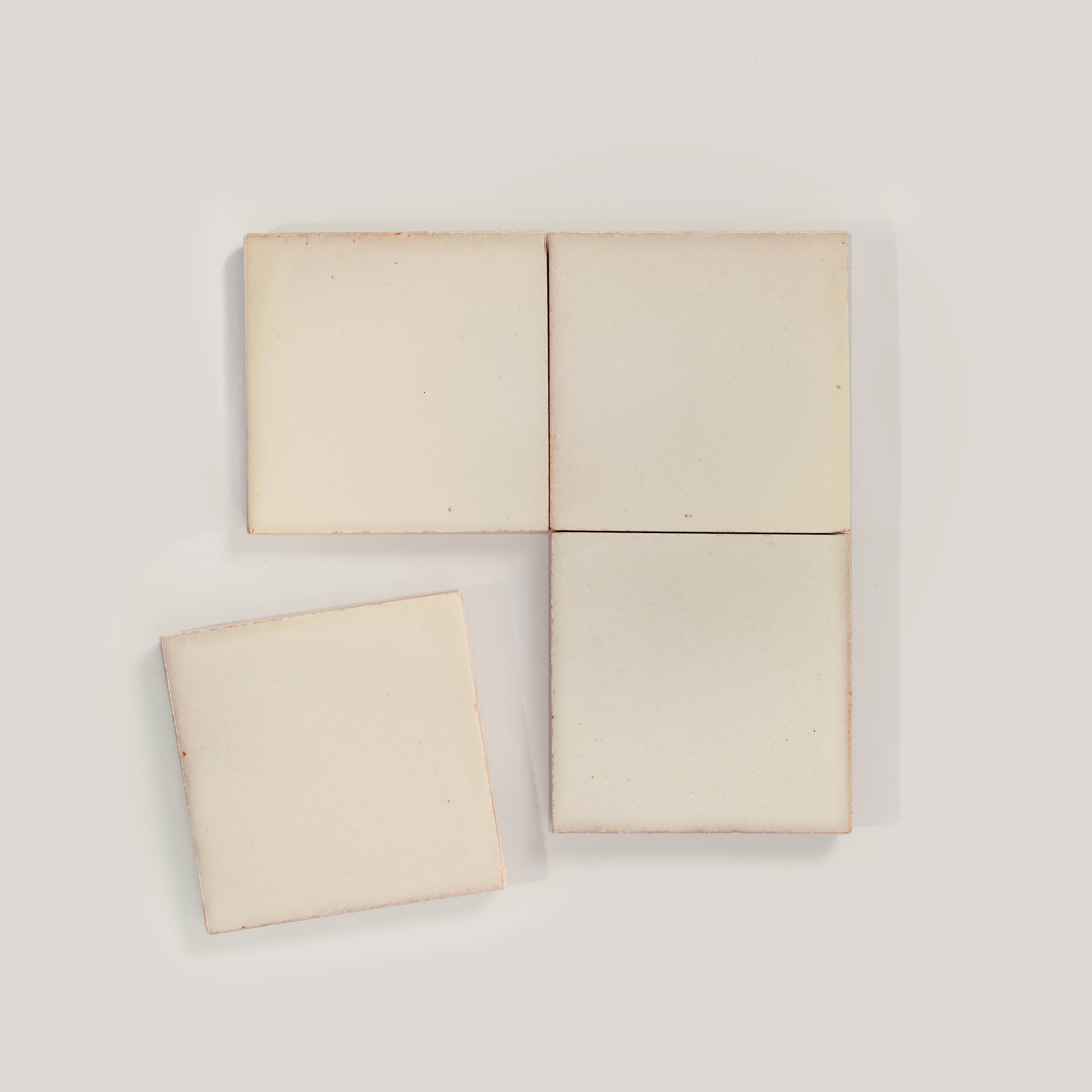 EZMANO1010 CREAM