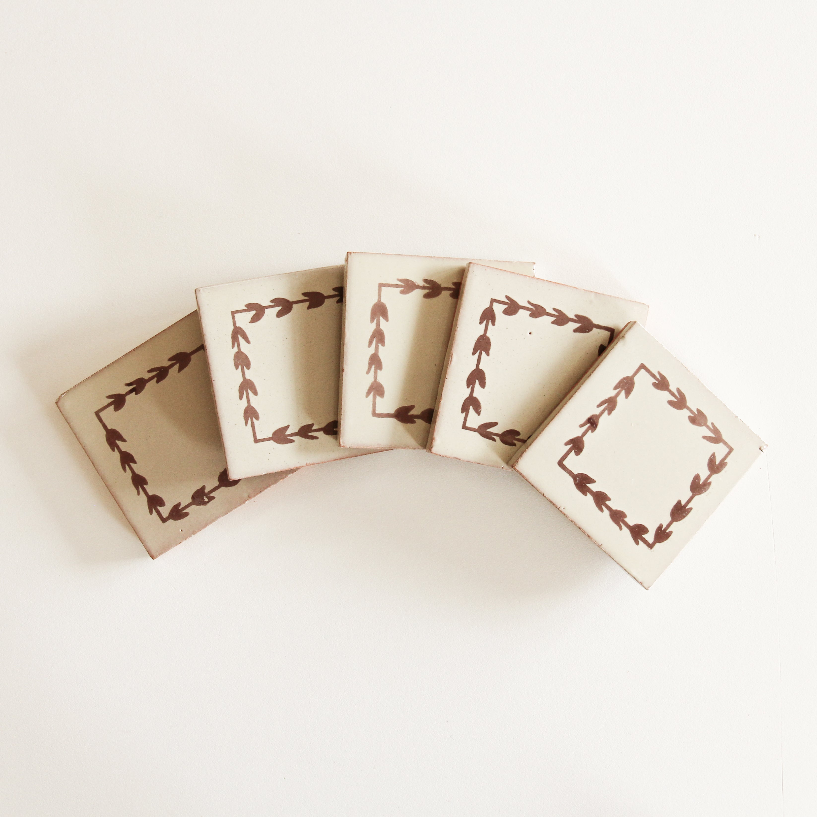 EZMANO1010 Tulip Choc